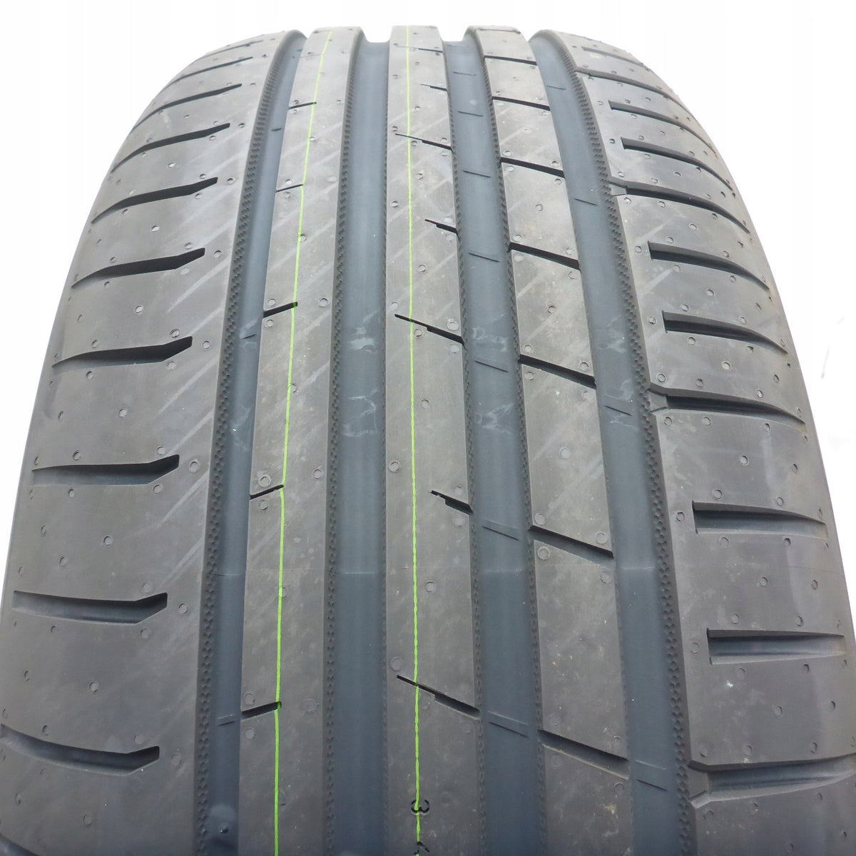 1 pc Nokian Powerproof Summer Tyre 1 235/50 R19 103V XL 2025 Unused Season summer