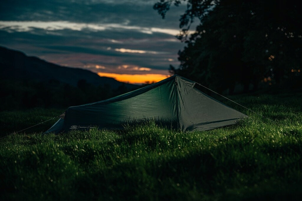 1-person tent Highlander Forces Blackthorn Gen. 2 - Scarab Green Kind travel