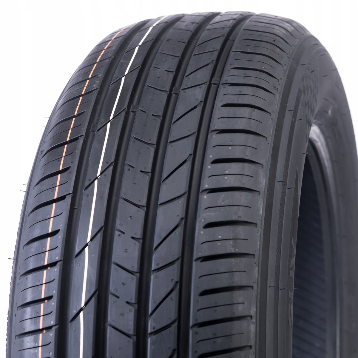 1x SUMMER TYRE 225/60R17 Ceat Sport Drive SUV