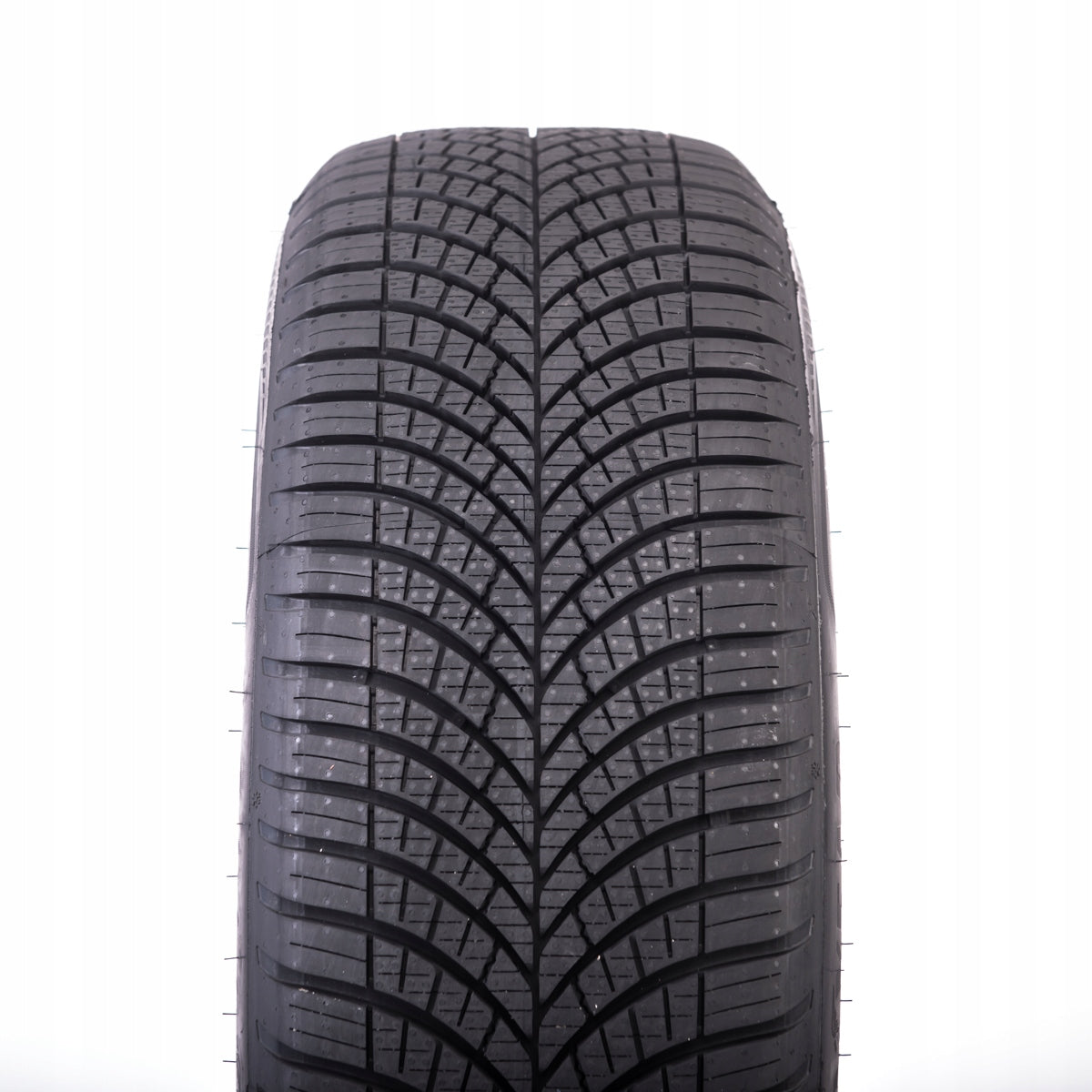 1x TIRE 225/55R18 Goodyear Vector 4Seasons Gen-3 Season all-season