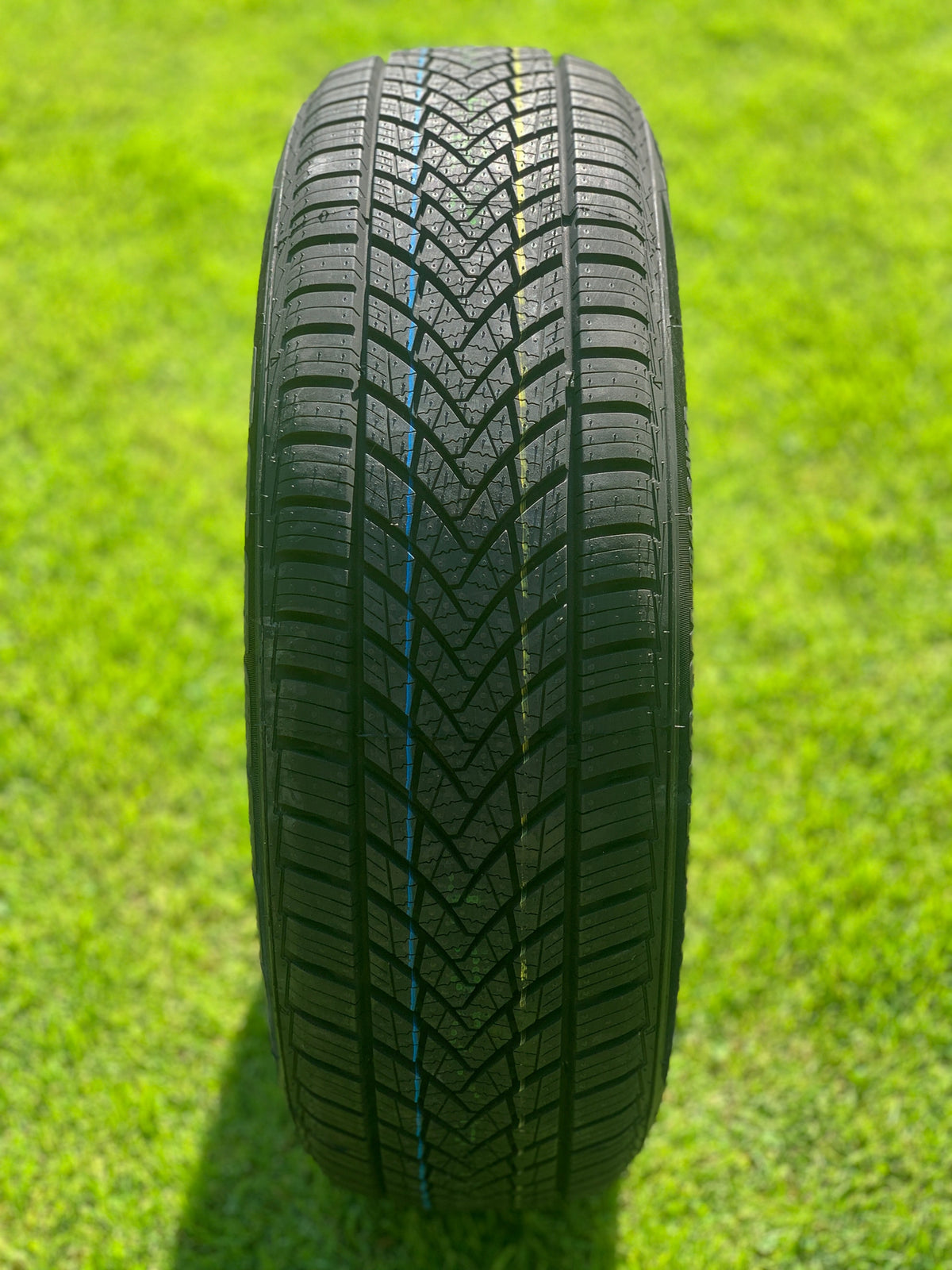 1x TRACMAX A/S Trac Saver 195/50/15 195/50R15 195/50 R15 Year-round 2026 Year of manufacture 2026