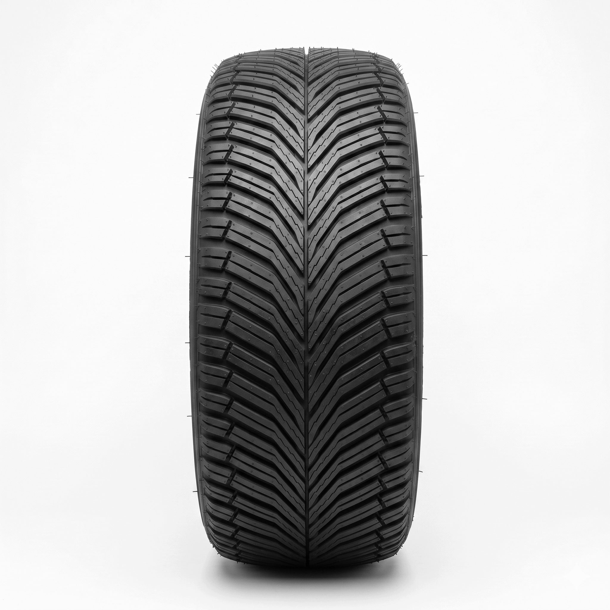 1x TYRE 235/40R18 Goodtrip BlueGuard AS Number of tires offered 1 pc.