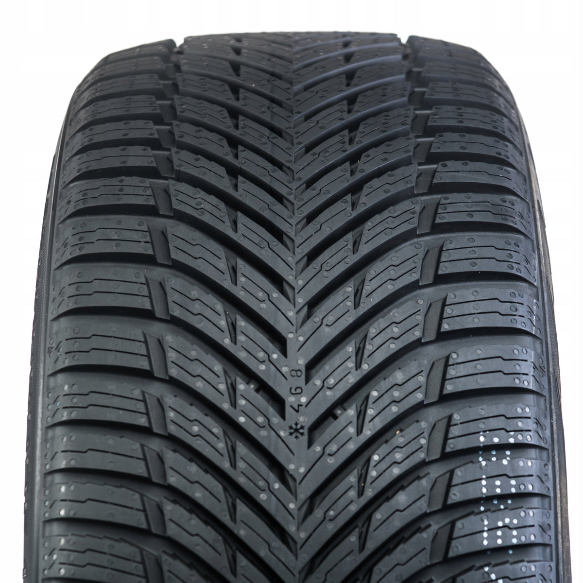 1x Tire 205/60R16 Nokian Tyres Seasonproof 1 Number of tires offered 1 pc.