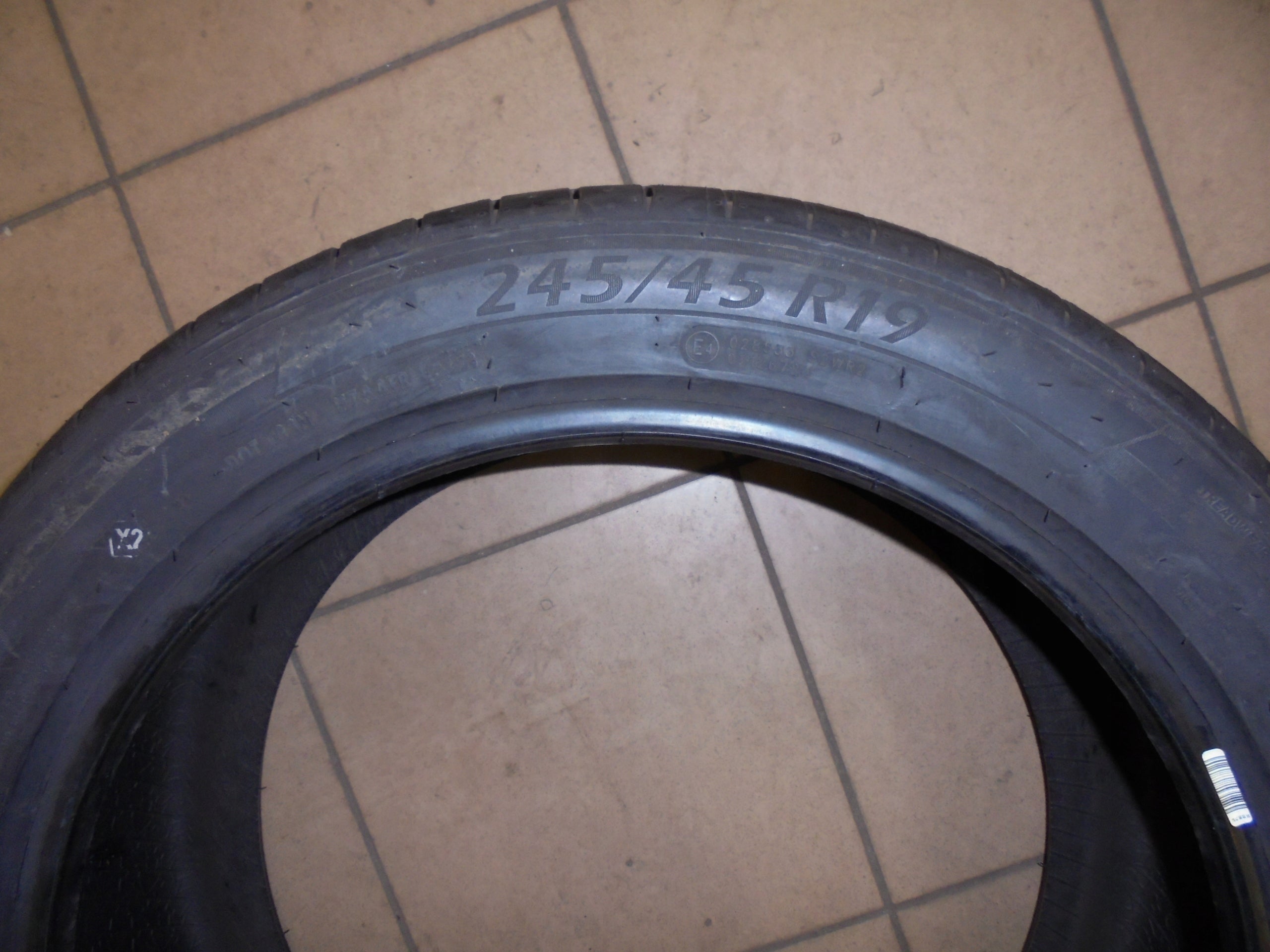 245/45R19 Ceat SportDrive Number of tires offered 1 pc.