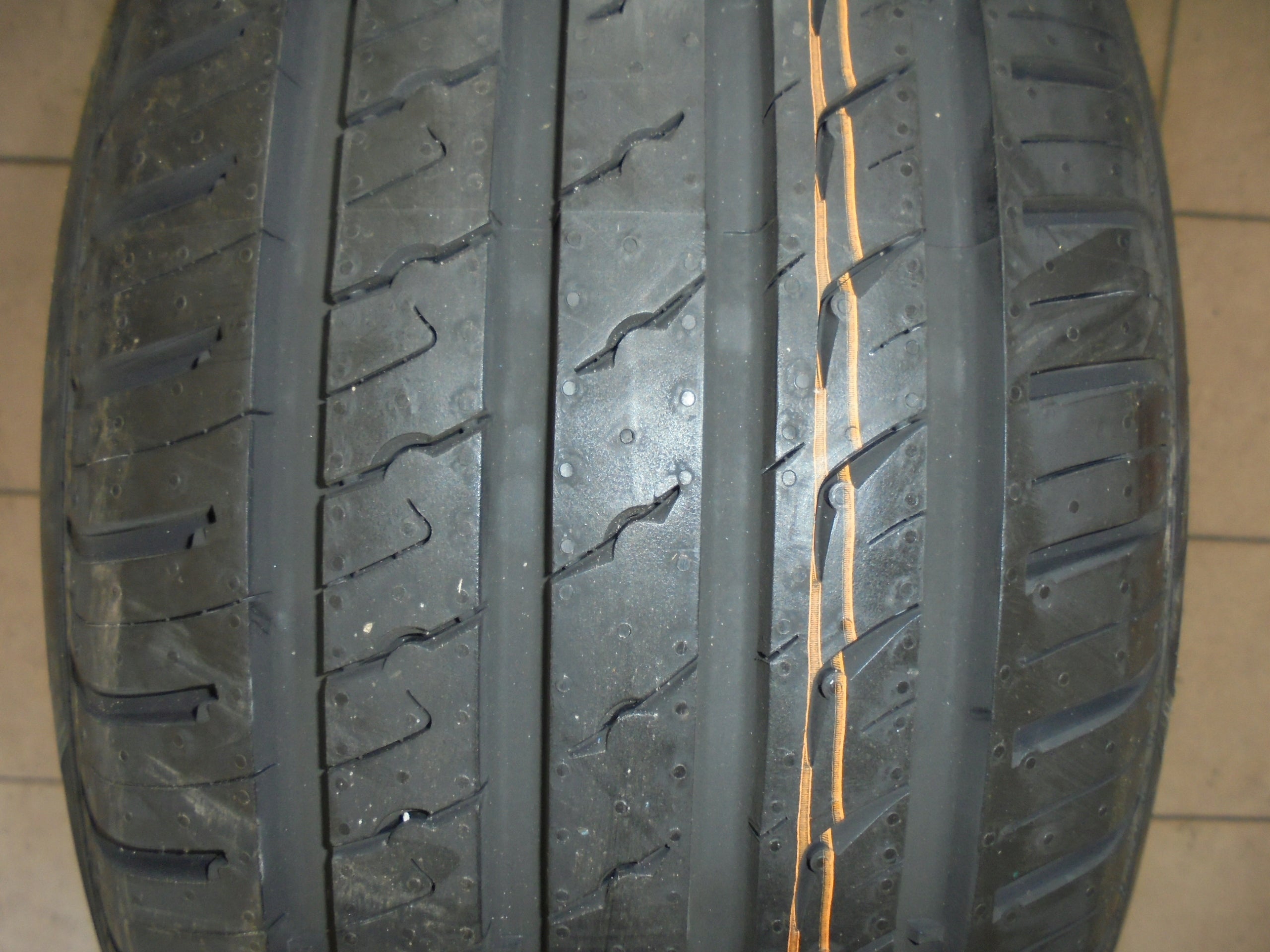 255/65R16 Barum Bravuris 5HM Season summer