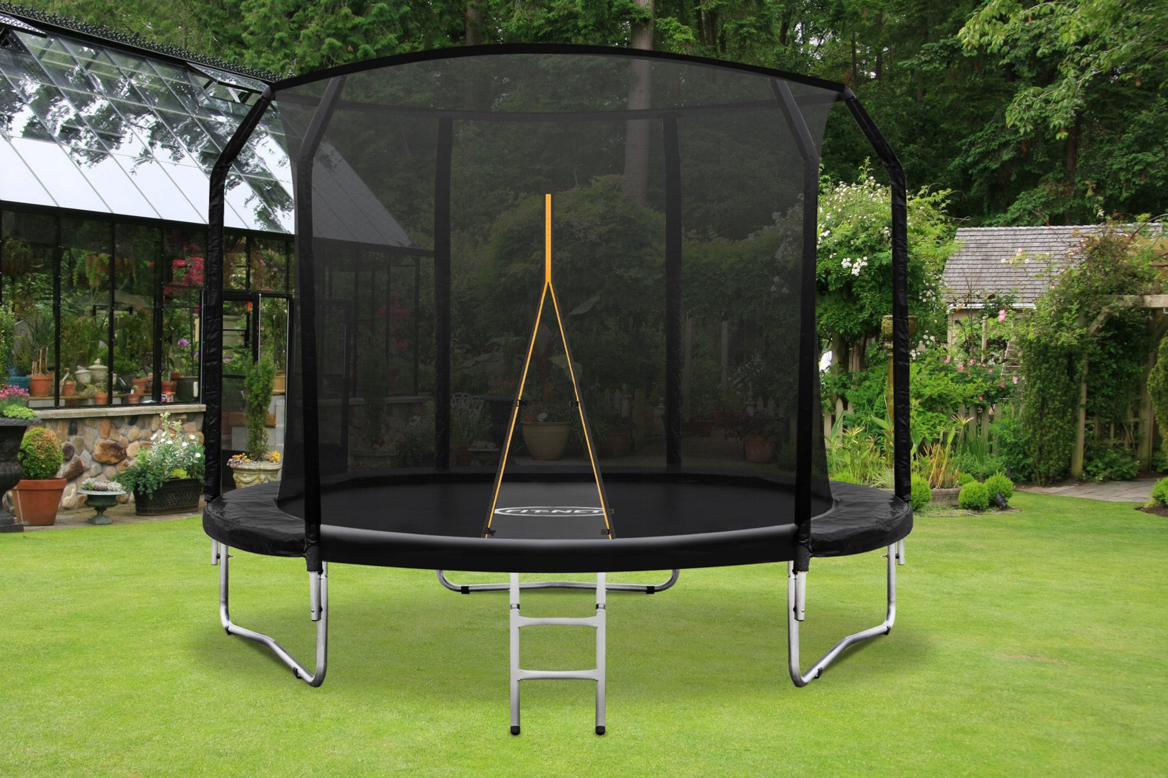255CM 8FT GARDEN TRAMPOLINE WITH MESH AND LADDER EAN (GTIN) 5903816901569