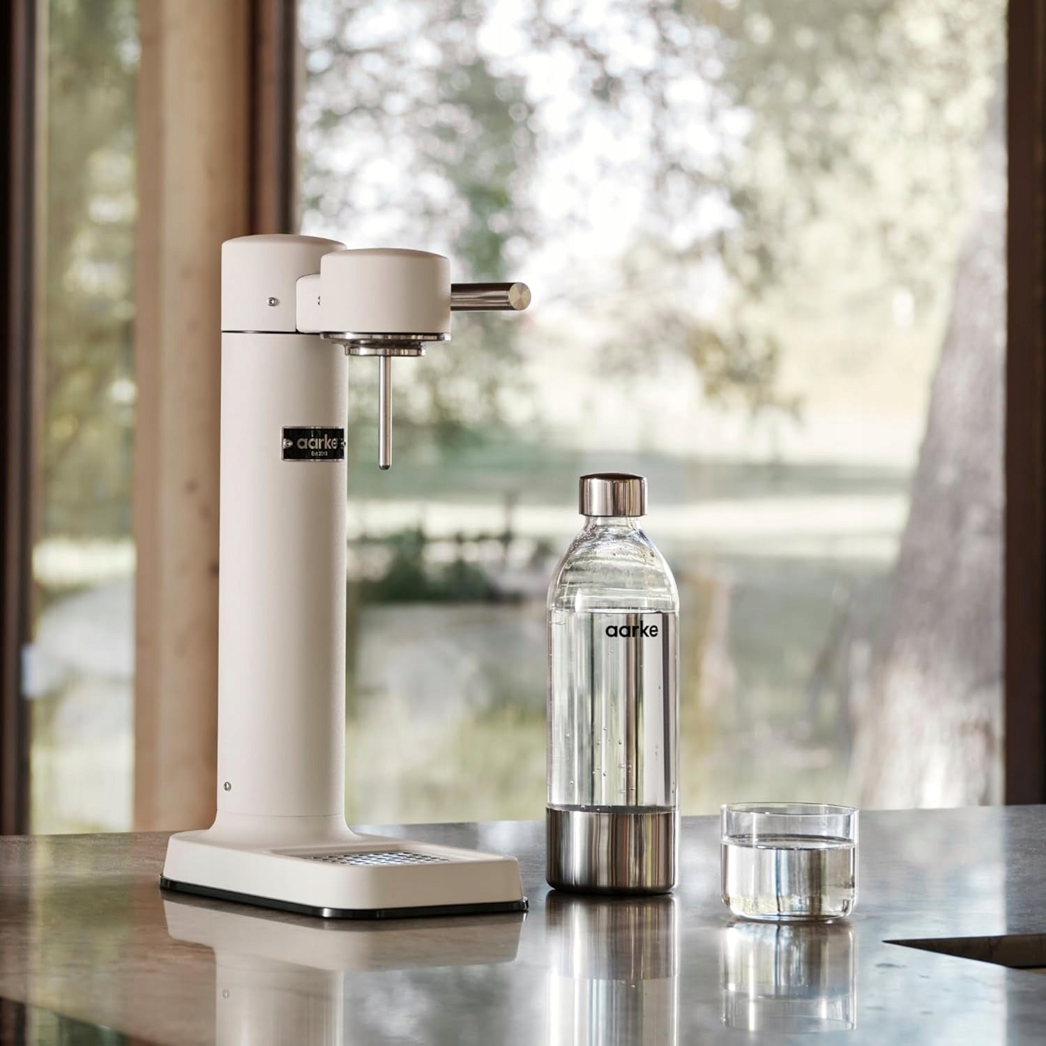 2X WATER SATURATOR HAND STAINLESS STEEL 800ML ELEGANT WITH PREMIUM BOTTLE Dominant color white