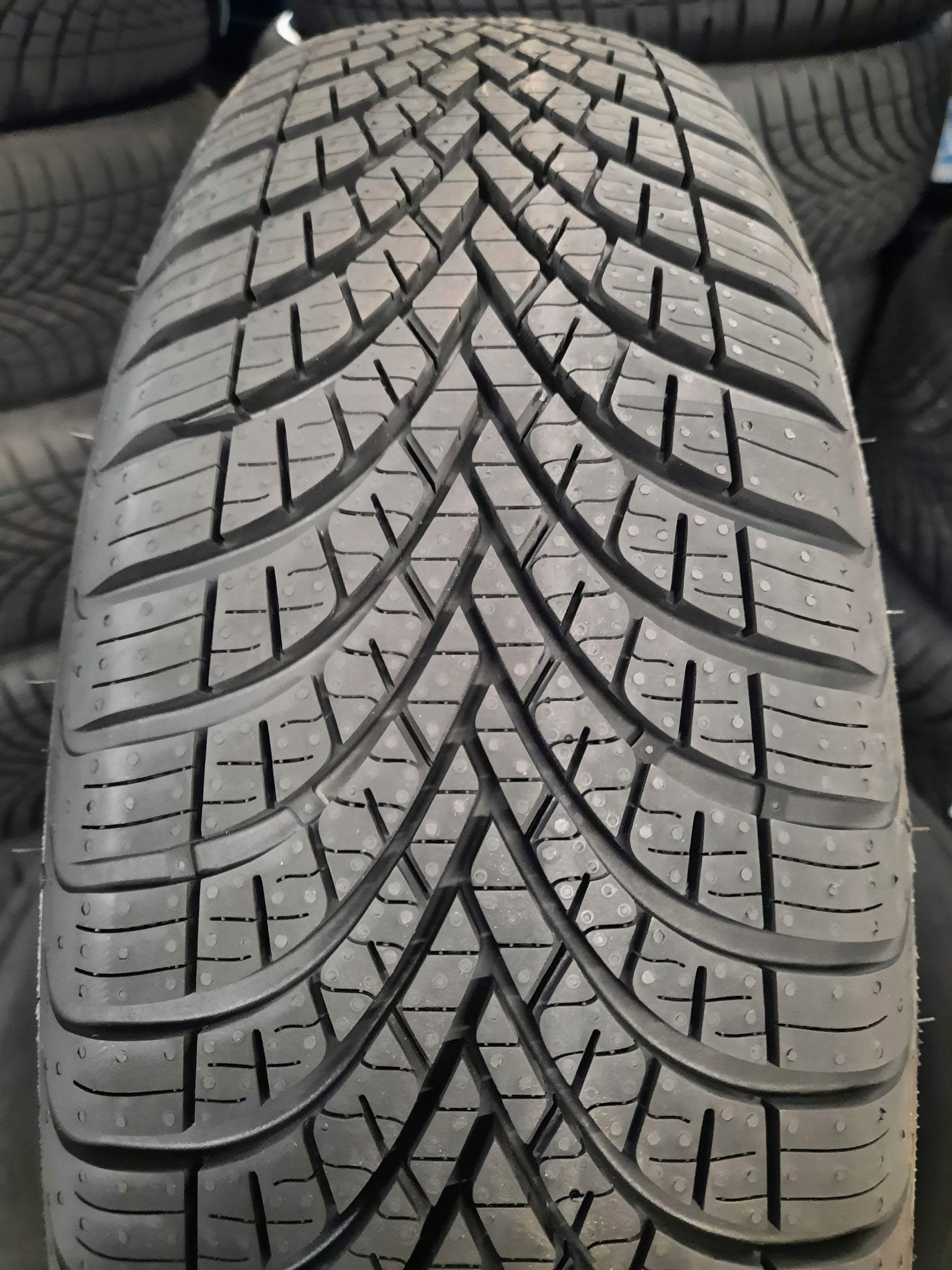 2pcs ALL-SEASON TYRES 175/65R14 DĘBICA NAVIGATOR 3 WARSAW