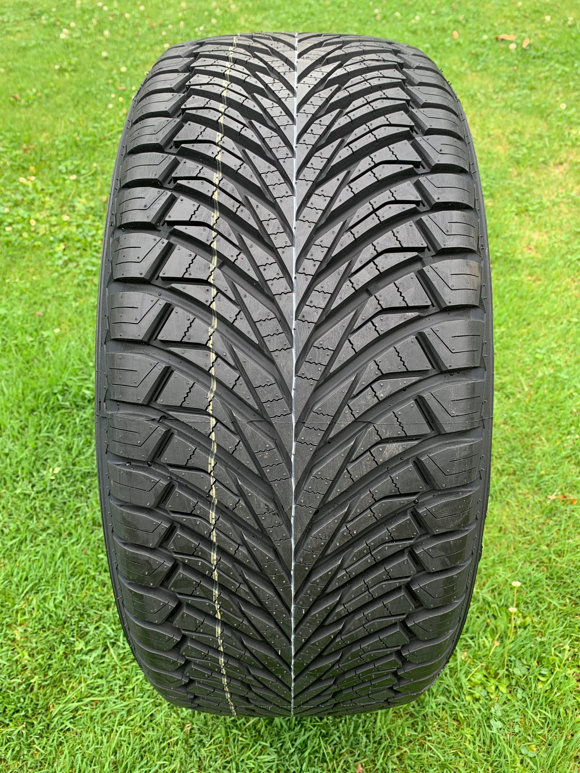 2x Austone All Season SP401 225/45/18 225/45R18 225/45 R18 Year-round 2026 Season all-season