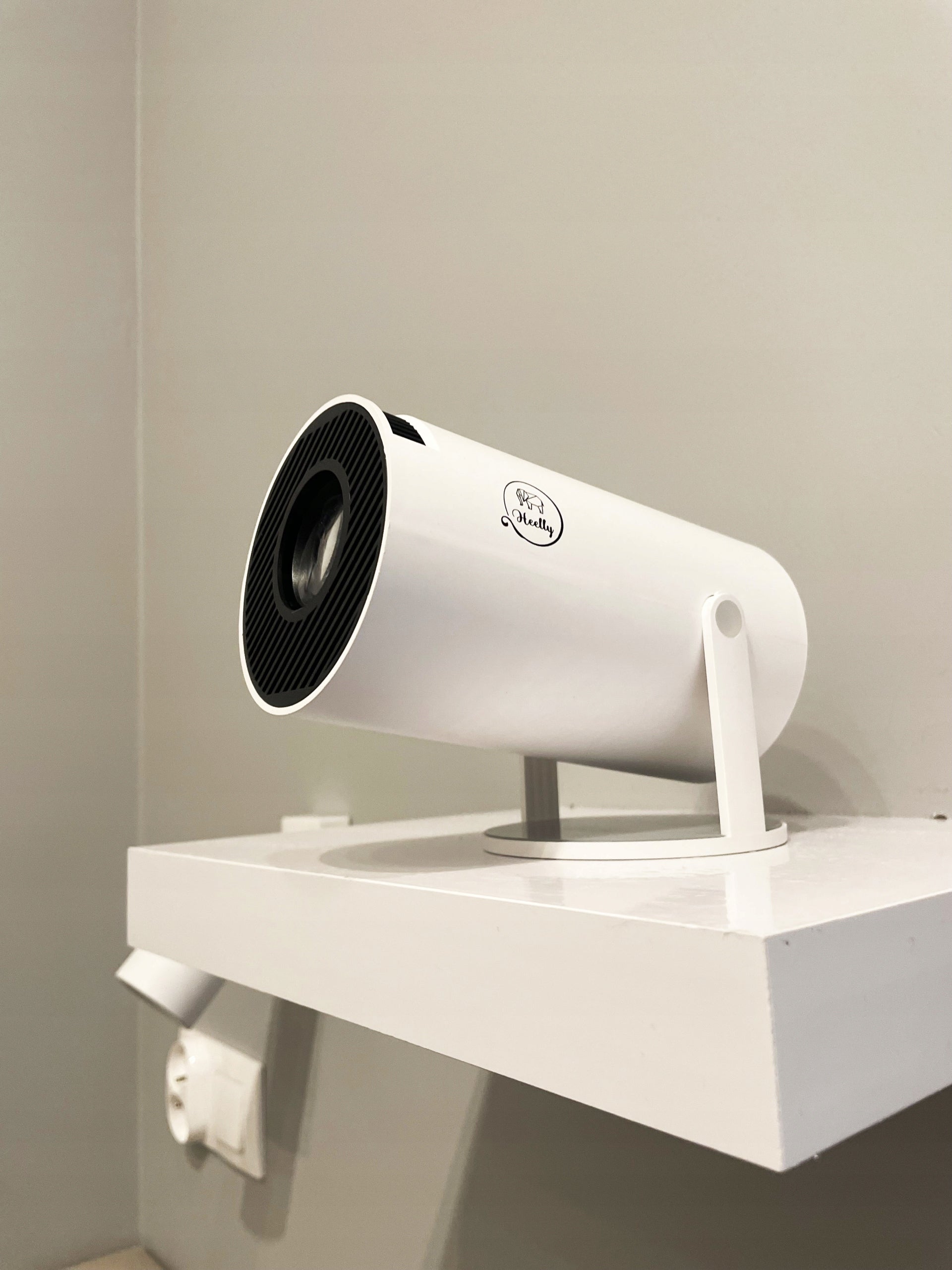 2x Led Projector Heelly Android Rotary 4k Mini White Model Android Obrotowy 4K Mini