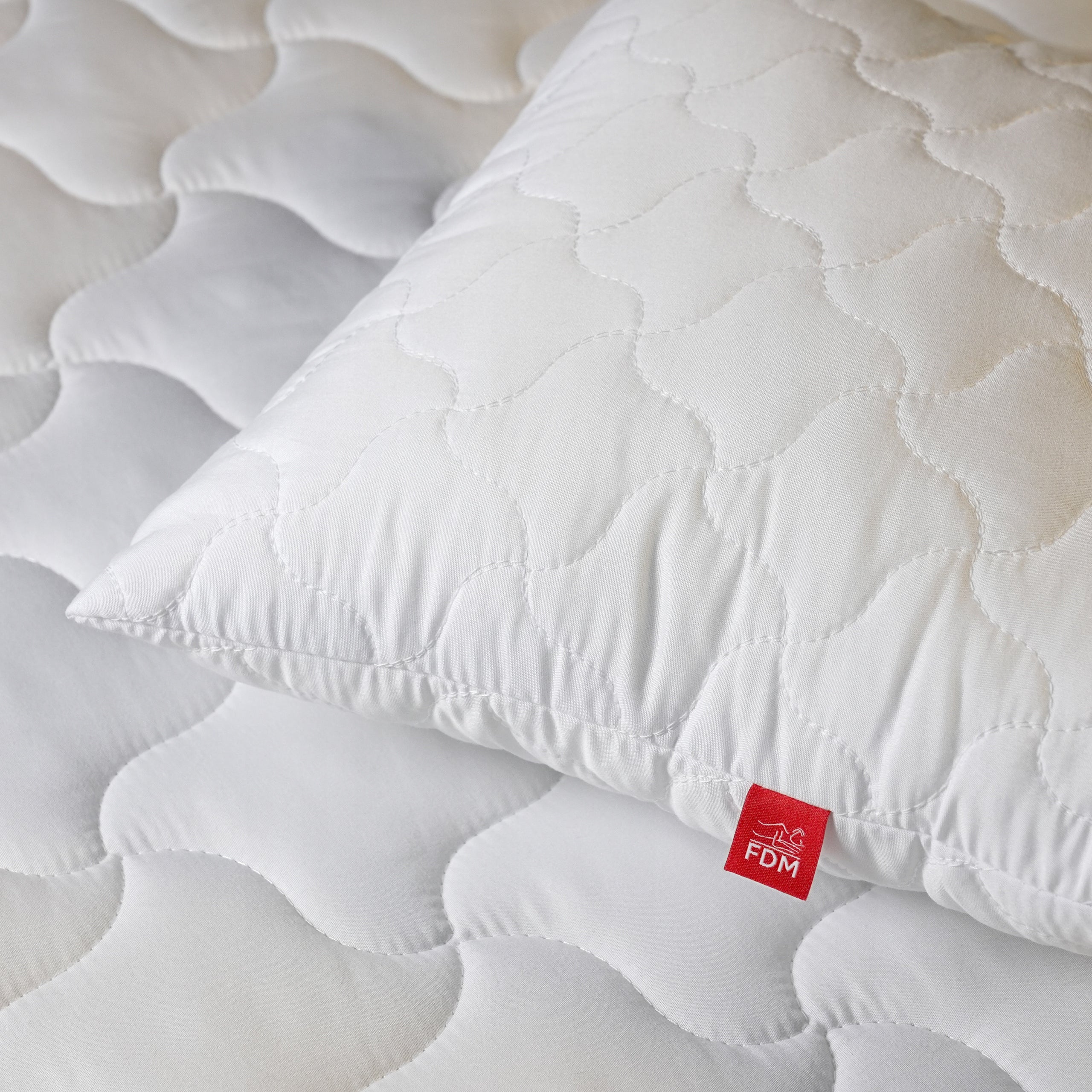 2x SOFTI Pillow 45x45 Fluffy Comfortable Zipper QUILTED THICK Manufacturer code KOMPLET-PODUSZKA-SOFTI-045-045-2P