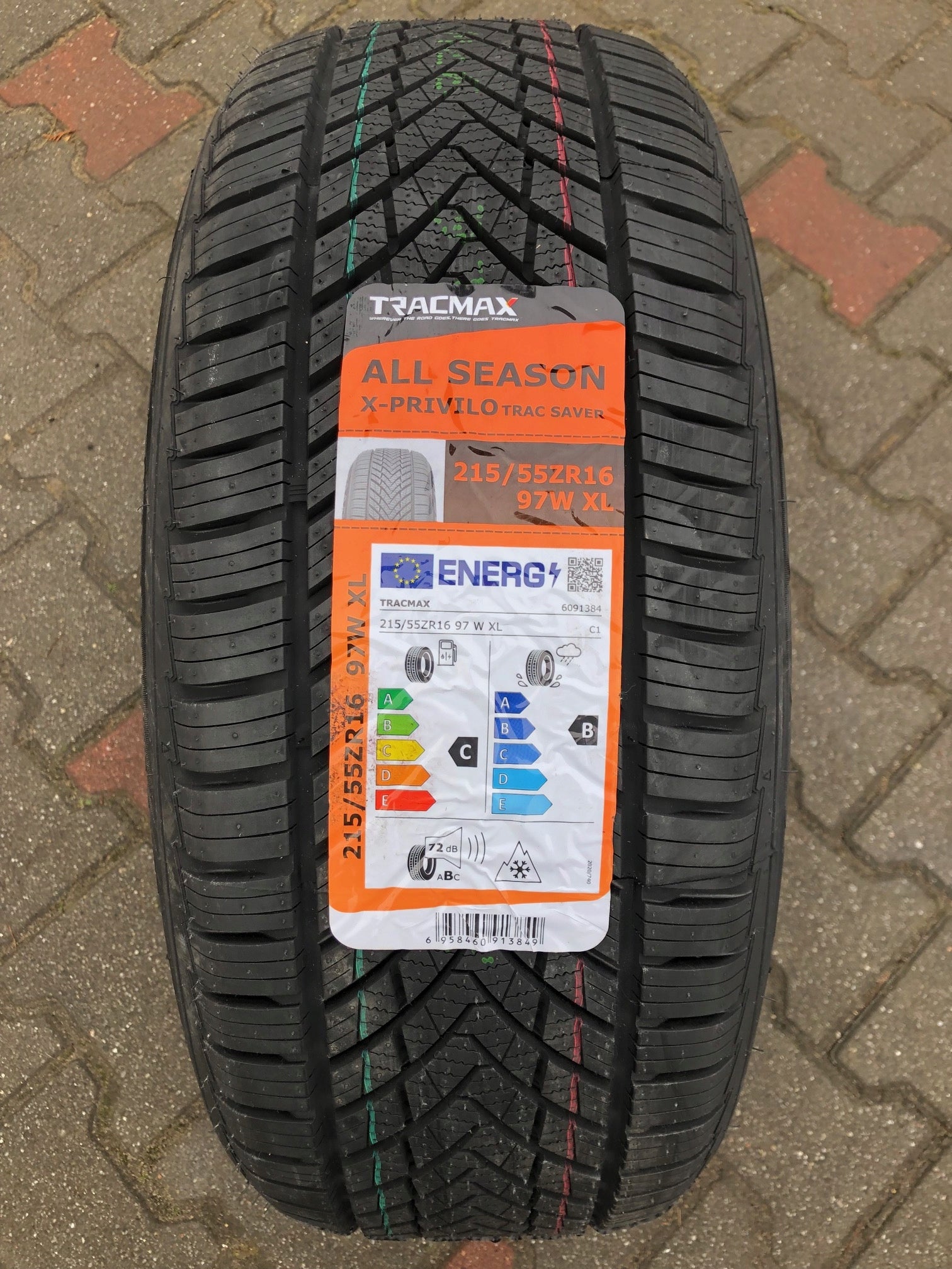 2x TRACMAX A/S Trac Saver 215/55/16 215/55R16 215/55 R16 Year-round 2026 Number of tires offered 2 pcs.