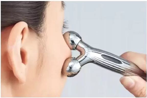 3D MASSAGER - Rotating for face and eyes firming Manufacturer code XJ3840