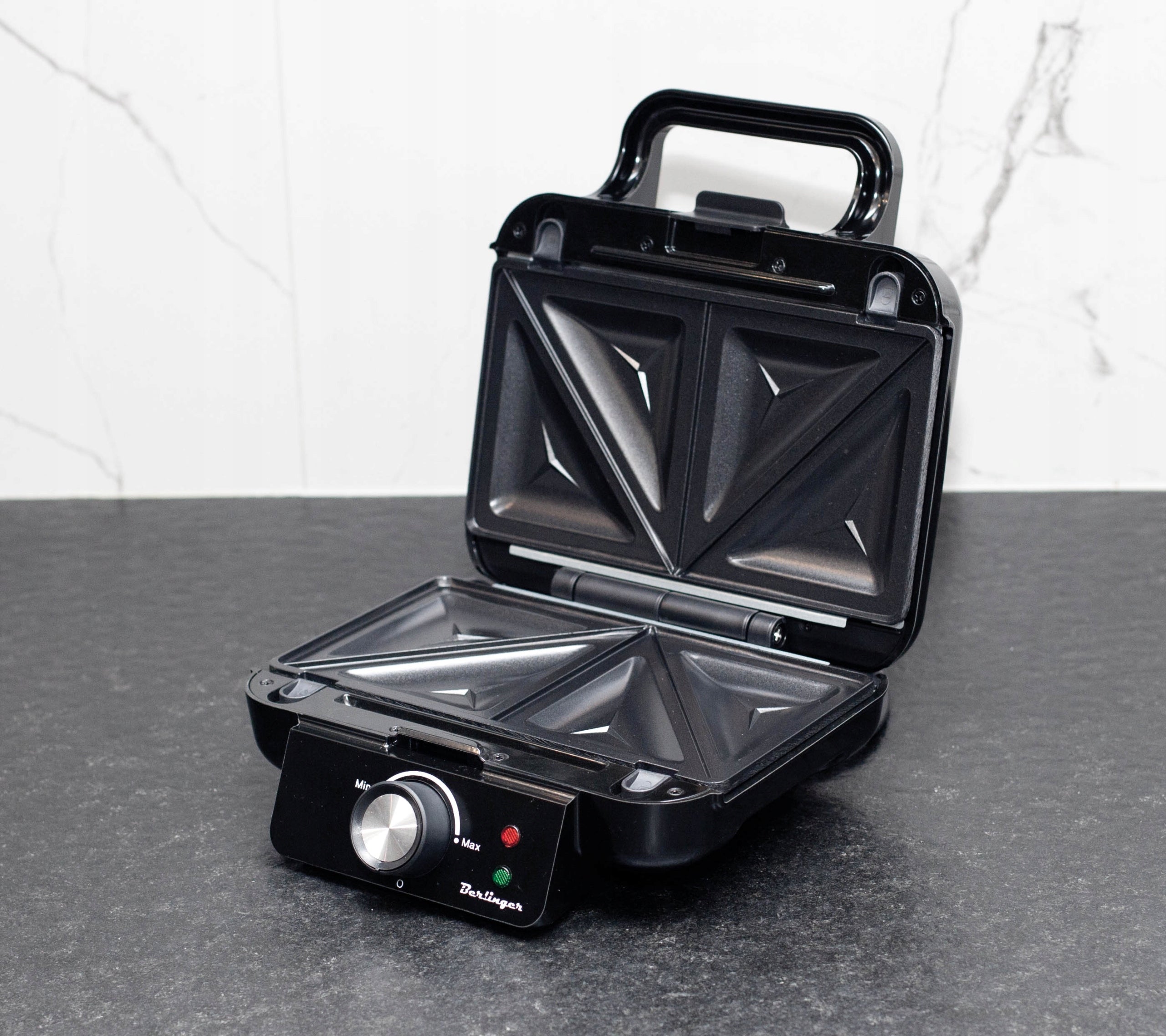 3in1 waffle iron – toaster, toaster, grill, temperature control, high power Dominant color black
