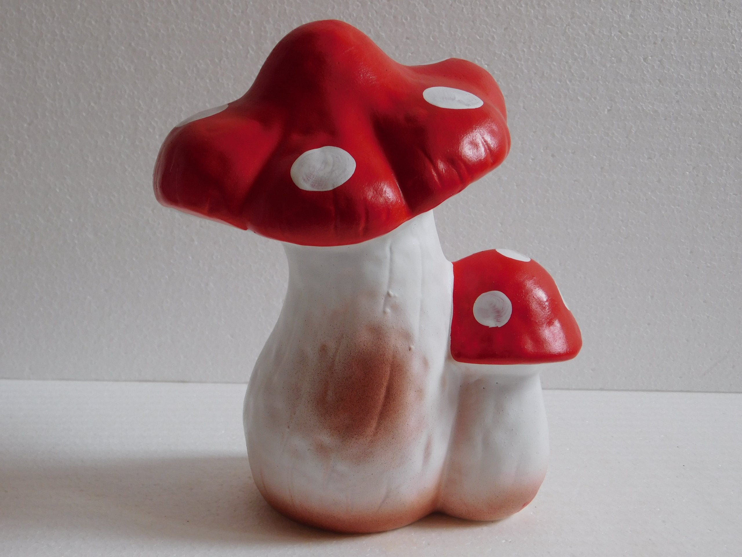 MUSHROOM TOADSTOOL GARDEN FIGURINE GARDEN