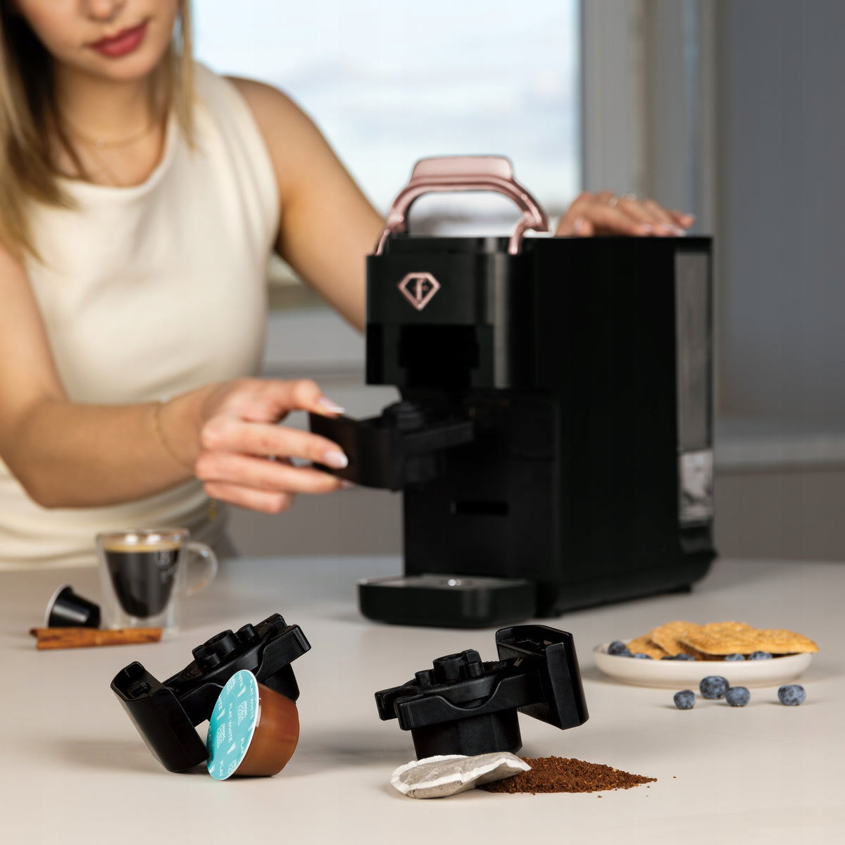 4in1 Capsule Coffee Maker, Fashion TV FTV-0157 Matte Black - Rose Gold Packaging status original