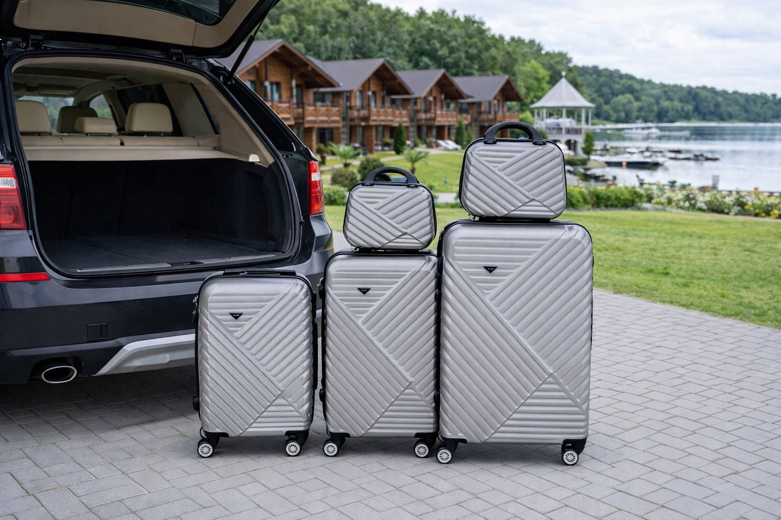 5in1 TRAVEL SUITCASE SET – SILVER LUXURY SET ON WHEELS Width (longer edge) 48 cm