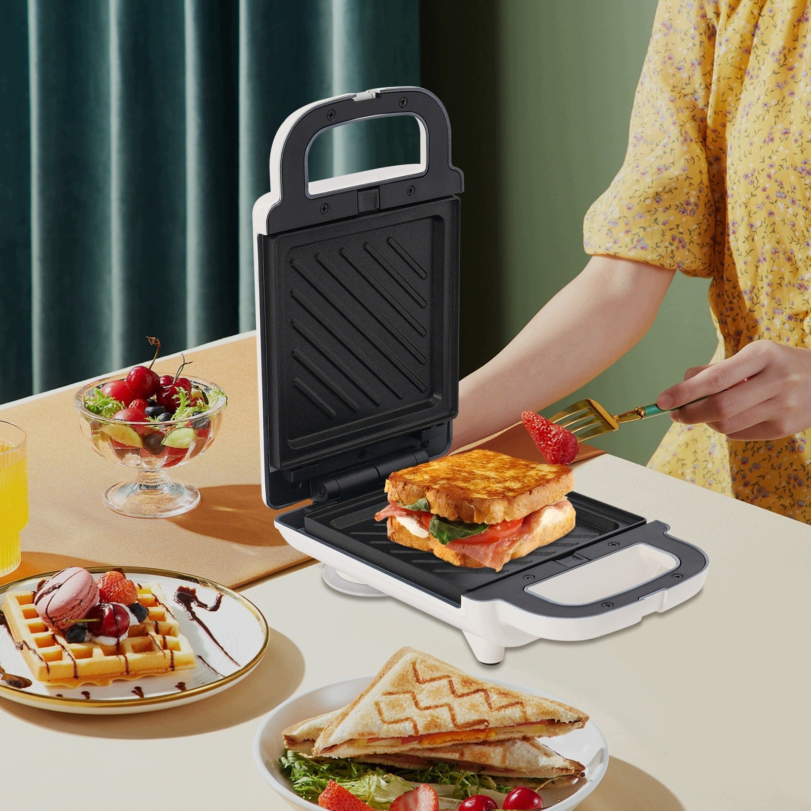 650W Electric Non-stick Press Sandwich Breakfast Maker Manufacturer code 769892866582