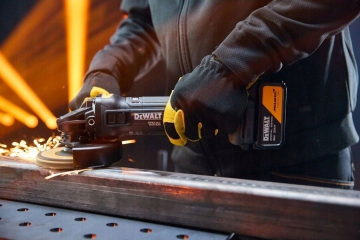 ACCUMULATION ANGLE GRINDER. 125MM MCLAREN 18V XR DCG45M BODY DEWALT Brand DeWalt