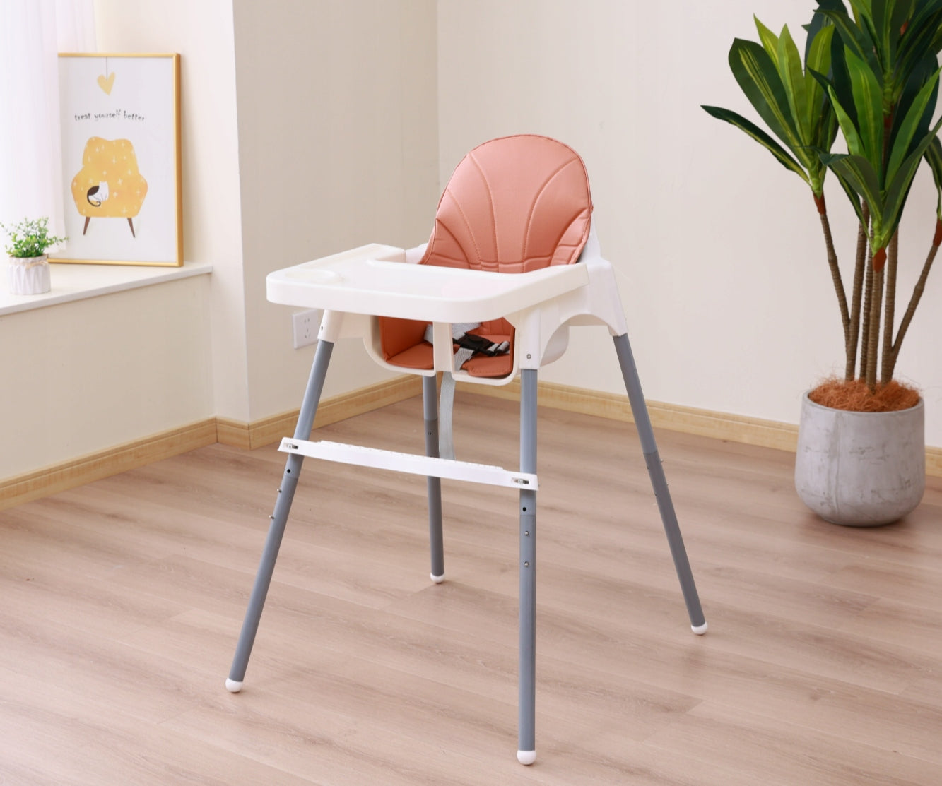 ADJUSTABLE HIGH CHAIR FOR FEEDING – PINK COLOR Manufacturer code 54209