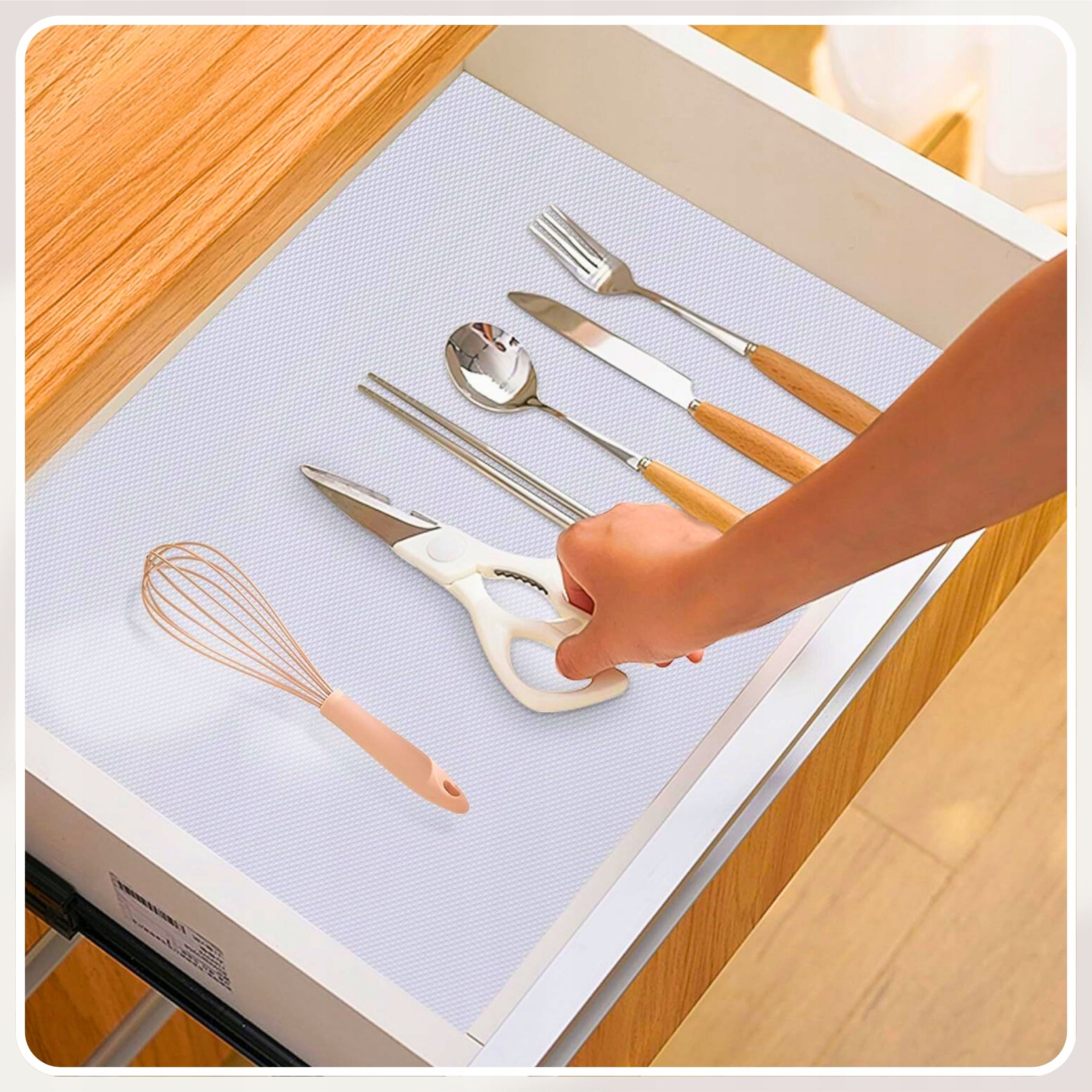 ANTI-SLIP MAT FOR CABINET DRAWERS STRONG PROTECTIVE PAD 300x50 ROLL Packaging status original