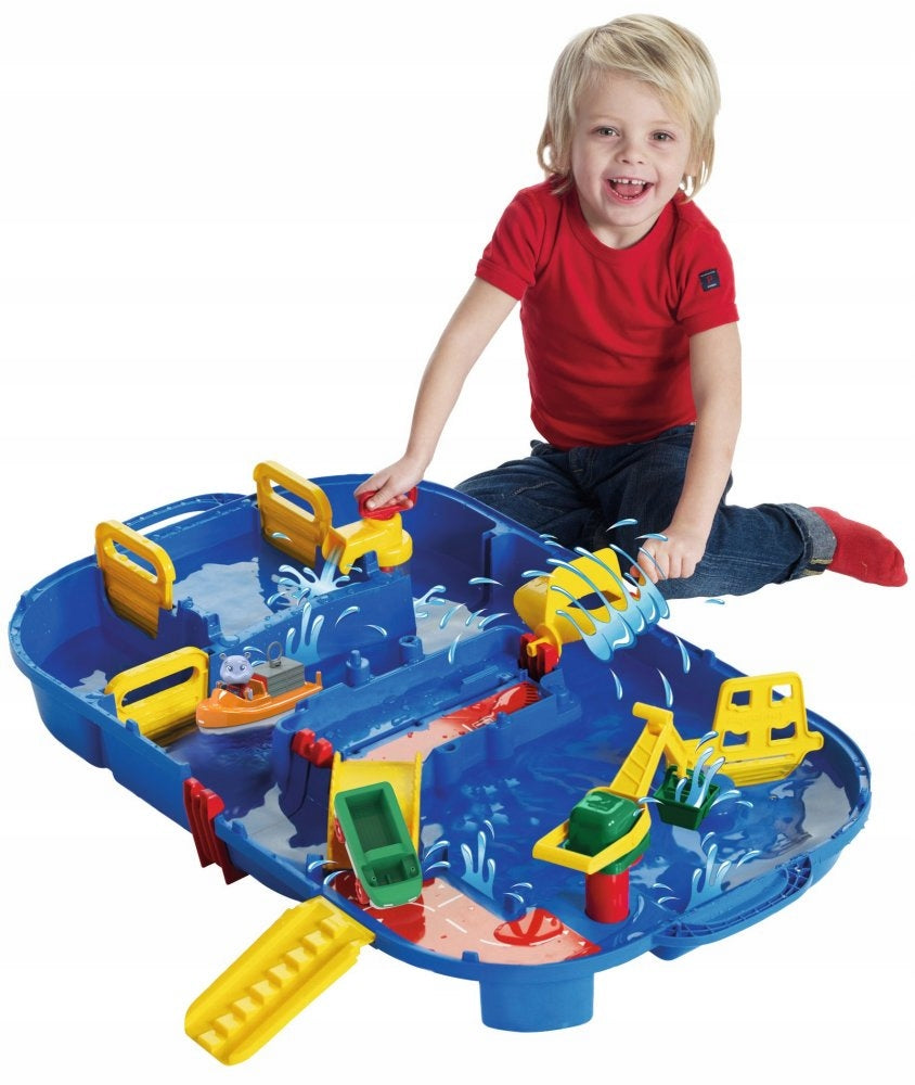 AquaPlay Water Track Sandbox Boat Set in Suitcase Figurine Manufacturer code 8700001516