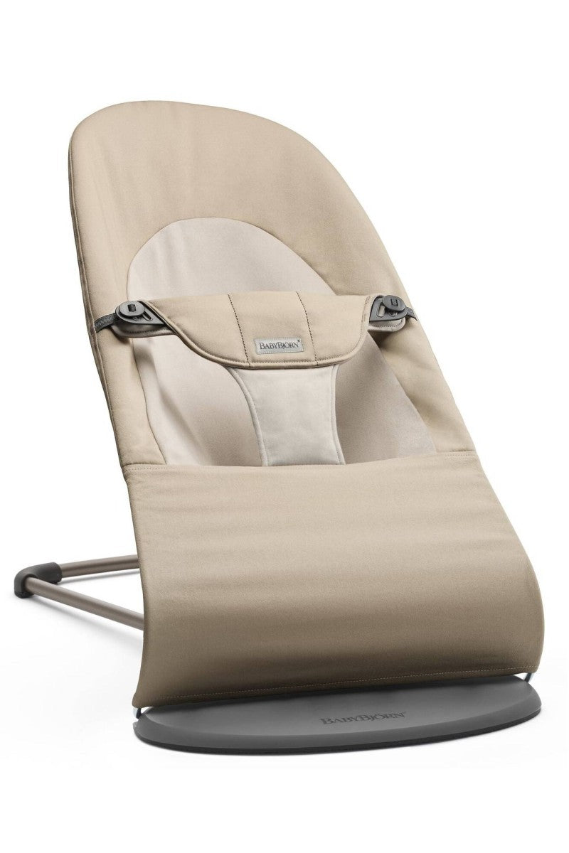 BABYBJORN - BALANCE SOFT COTTON lounger | UP TO 13 KG Colour: Khaki / Beige