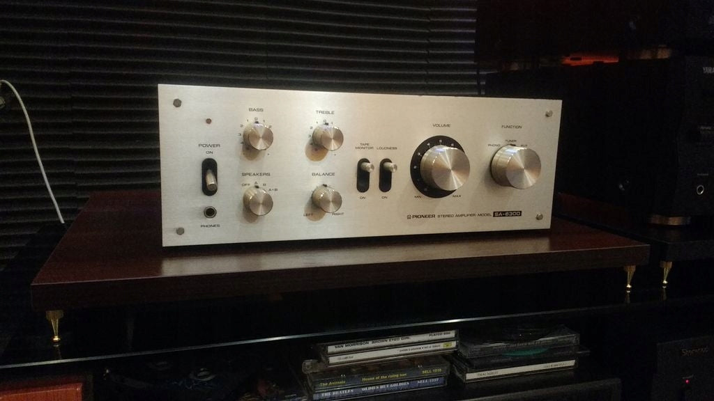 BASE PLATFORM FOR AMPLIFIER TURNTABLE BRONZE Manufacturer code NEXUS-6