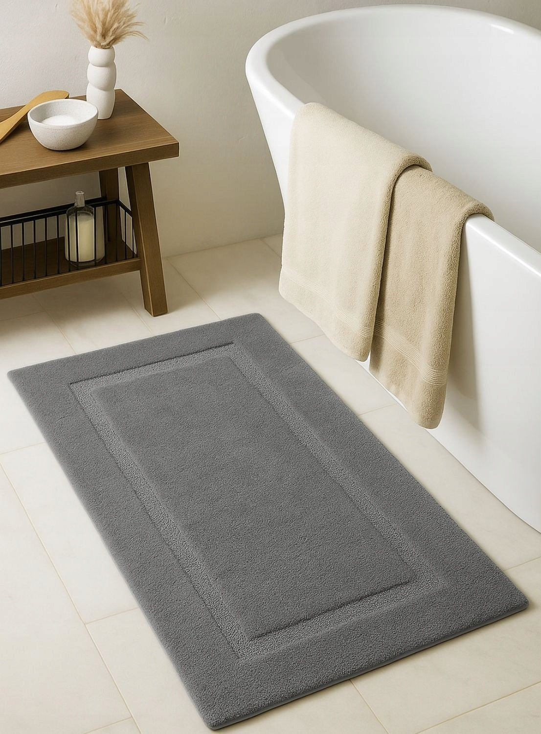BATHROOM RUG GREY 50x80 NON-SLIP SOFT FOR BATHROOM GREY Manufacturer code NESTOR - DYWANIK ŁAZIENKOWY SOFT LUX GREY