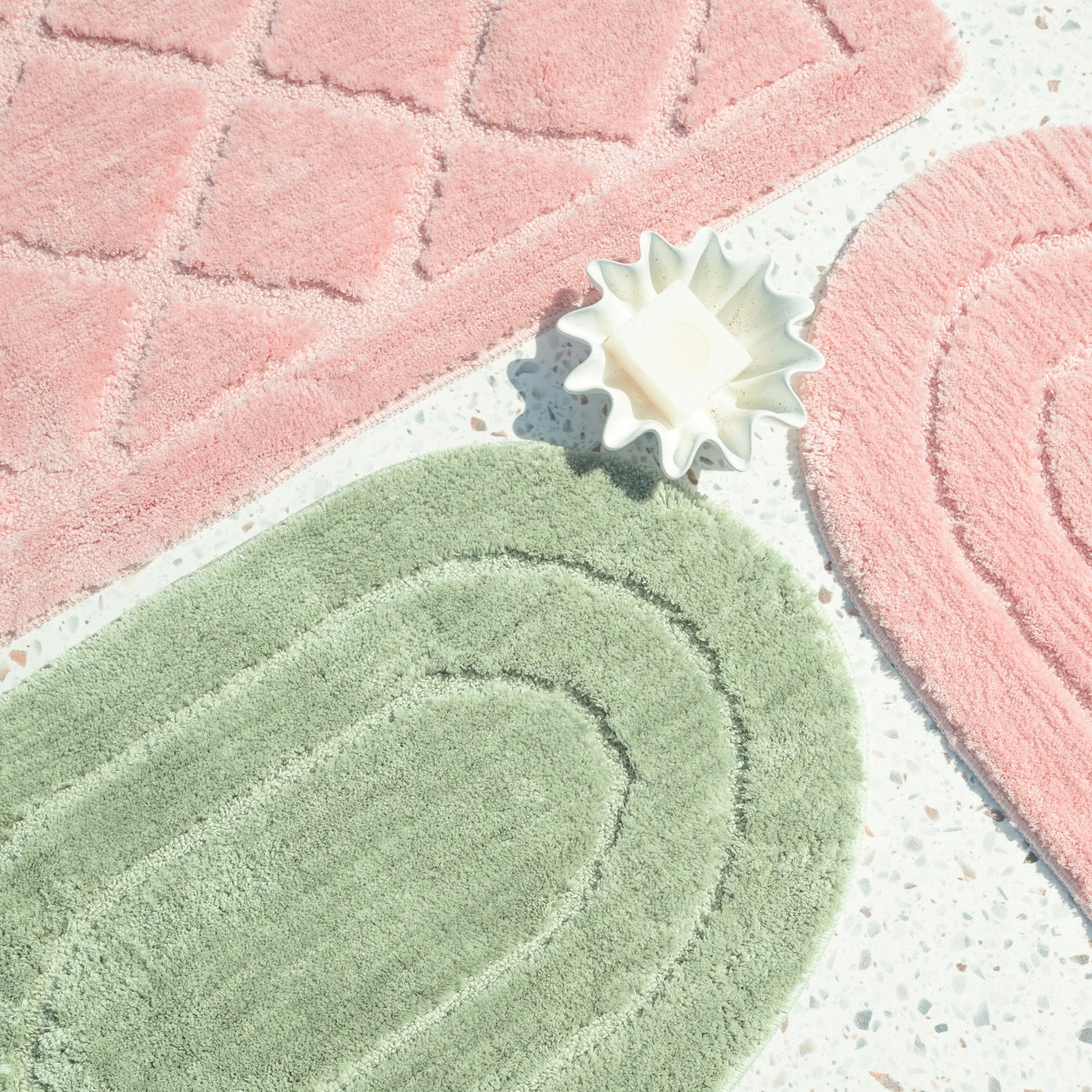BATHROOM RUG OVAL NON-SLIP LARGE SOFT FOR WASHING 50x80cm Product width 50 cm