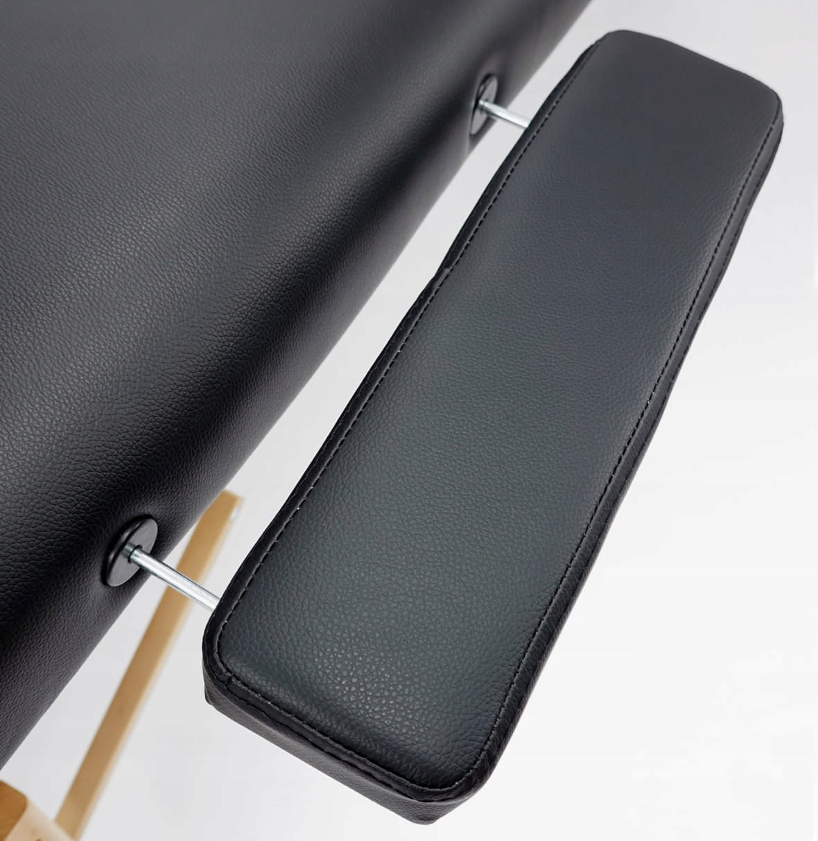 BED MASSAGE TABLE FOLDING 60 CM 3 SEGMENTS COVER FOAM 5 CM BLACK Kind folding table