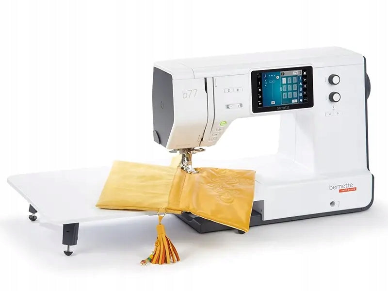 BERNETTE B77 Sewing machine with upper transport 500 stitches Number of stitches 500