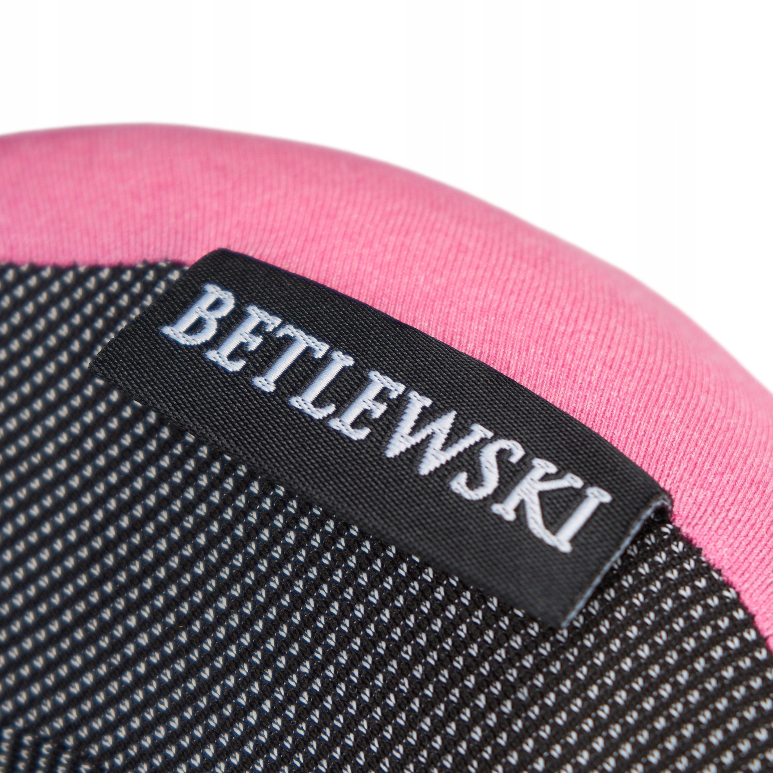 BETLEWSKI Universal Travel Pillow Stabilizing Foam Comfortable Pink Color pink