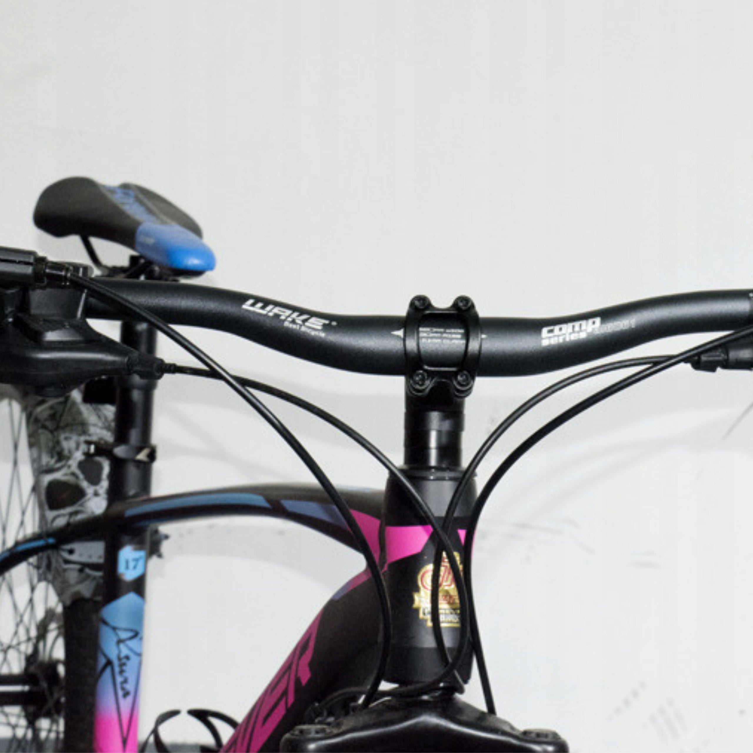 BICYCLE HANDLEBAR BENT FOR BICYCLE BLACK ALUMINUM WAKE 720MM / 31.8 MM Model Comp 31,8 mm 31.8mm