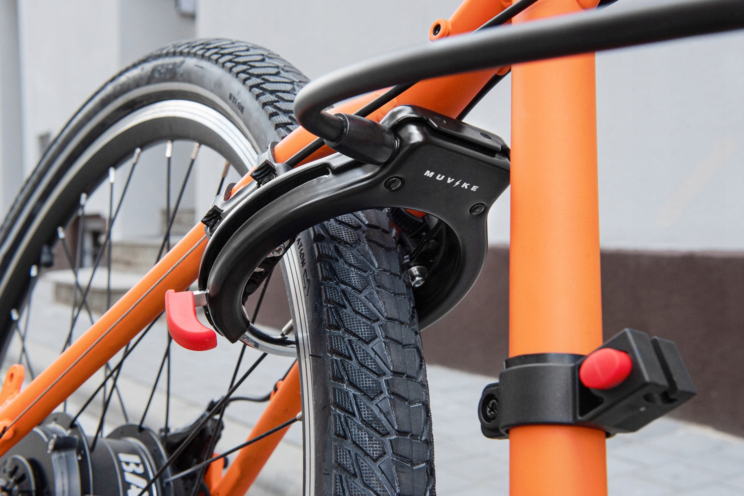 BICYCLE HORSESHOE CLASP MUVIKE FRAME 62/10K + HANDLE + CORD 150 CM Model Frame 62/10K