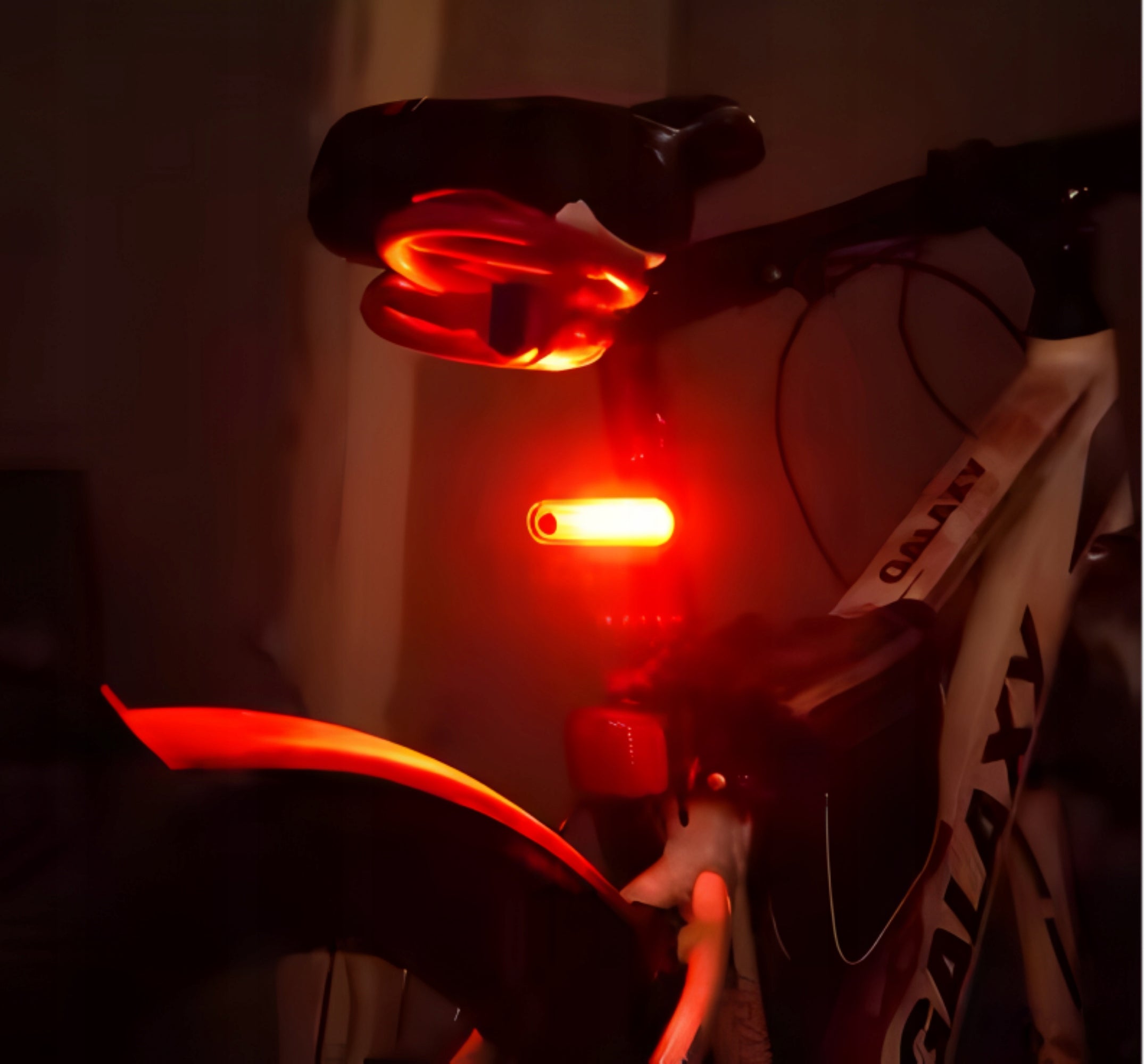 BICYCLE LED LAMP STRONG 1000 lm BICYCLE LIGHT REAR FRONT IPX6 USB-C Manufacturer code MOCNE LAMPKI ROWEROWE KOMPLET PRZÓD TYŁ