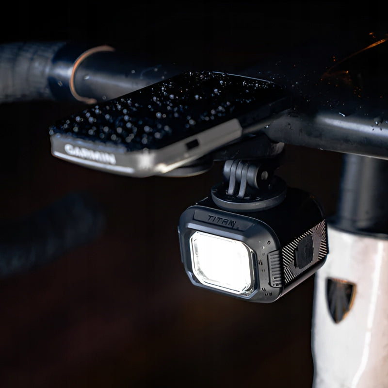 BICYCLE LIGHT MOON TITAN MAX FRONT 1700LM COMPACT WITH REMOTE CONTROL LIGHT Model MOCNA LAMPKA ROWEROWA DO PRZODU Z UCHWYTEM