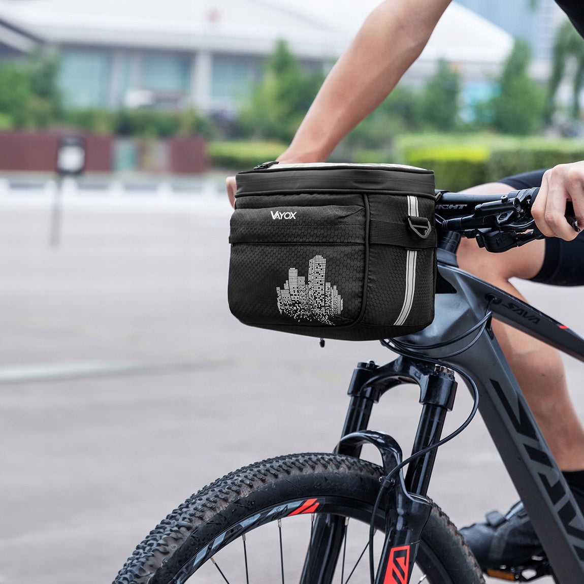 BICYCLE POUCH FOR HANDLEBARS BICYCLE BAG THERMAL CASE COVER VAYOX Manufacturer code VA0167
