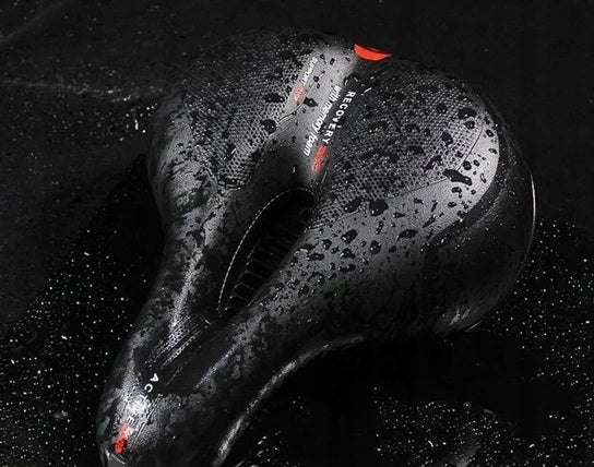 BICYCLE SADDLE GEL WIDE SOFT COMFORTABLE WITH CUSHIONING FOR THE BIKE Kind case