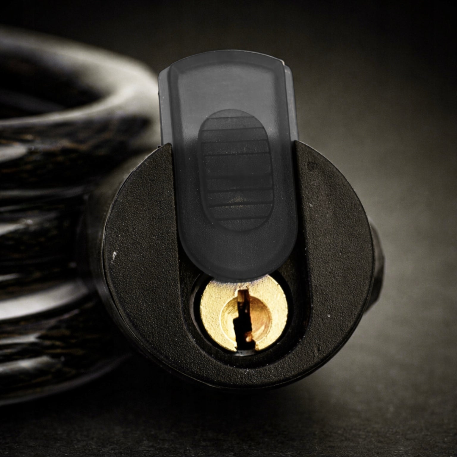 BICYCLE SECURITY CABLE CLASP FOR BICYCLE WITH KEY BLACK + HOLDER Model linka rowerowa na kluczyk