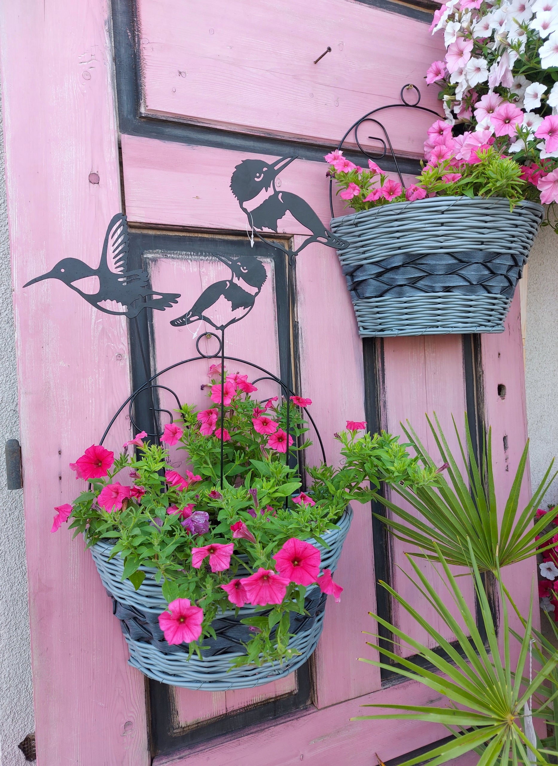 BIRD METAL FIGURINE GARDEN DECORATION DECORATIVE ON PEAK Manufacturer GlamurProjekt