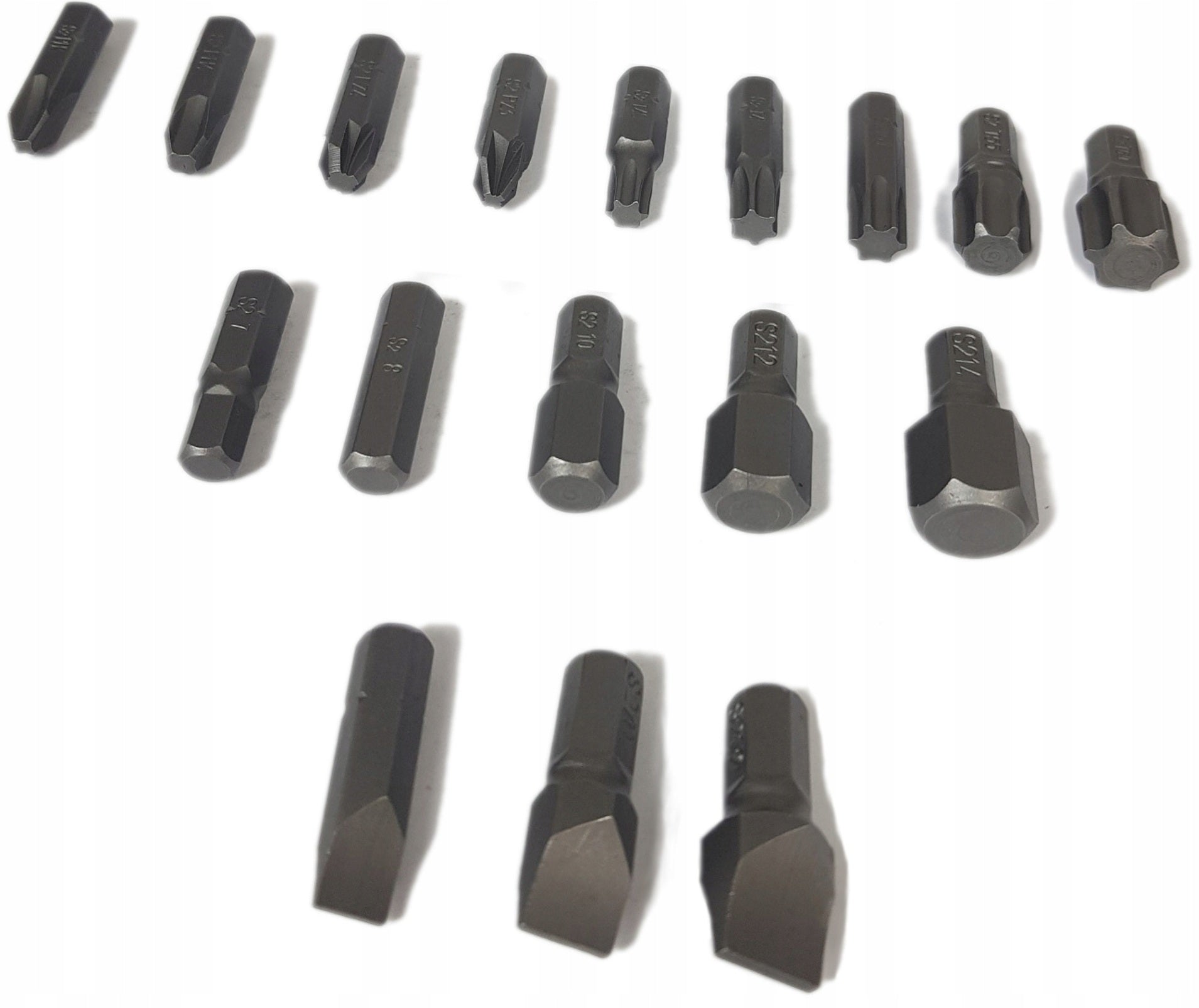 BITS 5/16 x 30MM TORX PZ PH SL HEX - SET OF 17 PIECES YATO YT-A00158 EAN (GTIN) 5906924946446