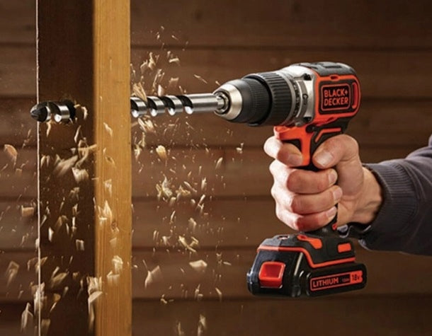 BLACK+DECKER Aku bezuhlíkový vrtací šroubovák 18V, bez aku BL186N Voltage (V) 18 V