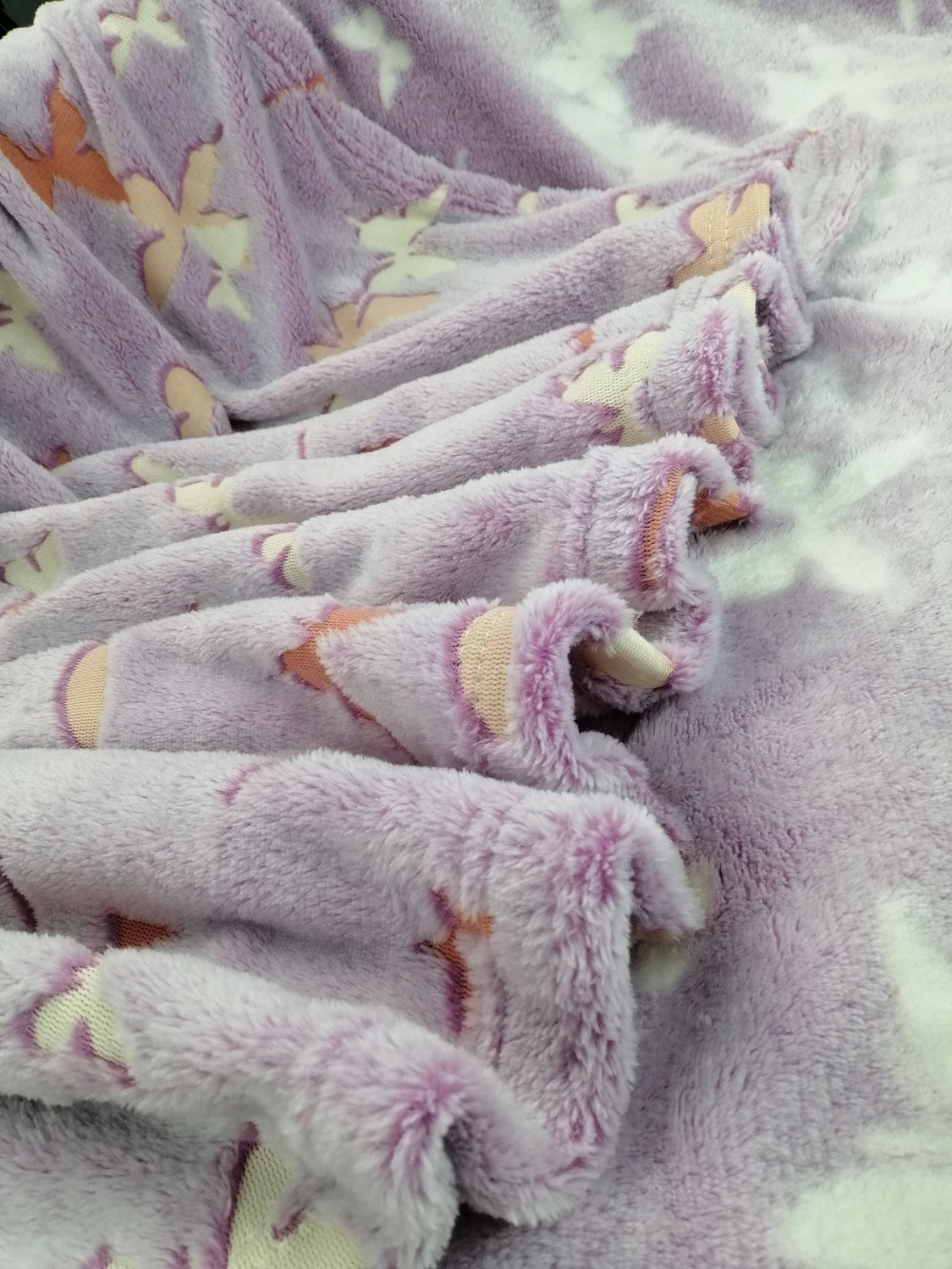 BLANKET GLOWING IN THE DARK 150x200 SOFT NICE PLAID BEDSPREAD ARMCHAIR Manufacturer code KSW-962-150