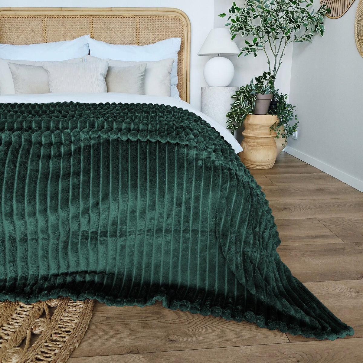 BLANKET bedspread with stripes embossed cap 160x200 BOTTLE GREEN NUVIO Packaging status original
