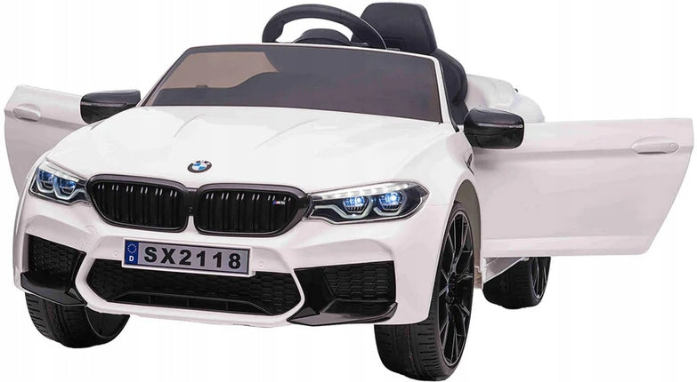 BMW M5 Competition battery operated DRIFT FUNCTION leather PILOT mp3 24V 400WAT Batteries included yes