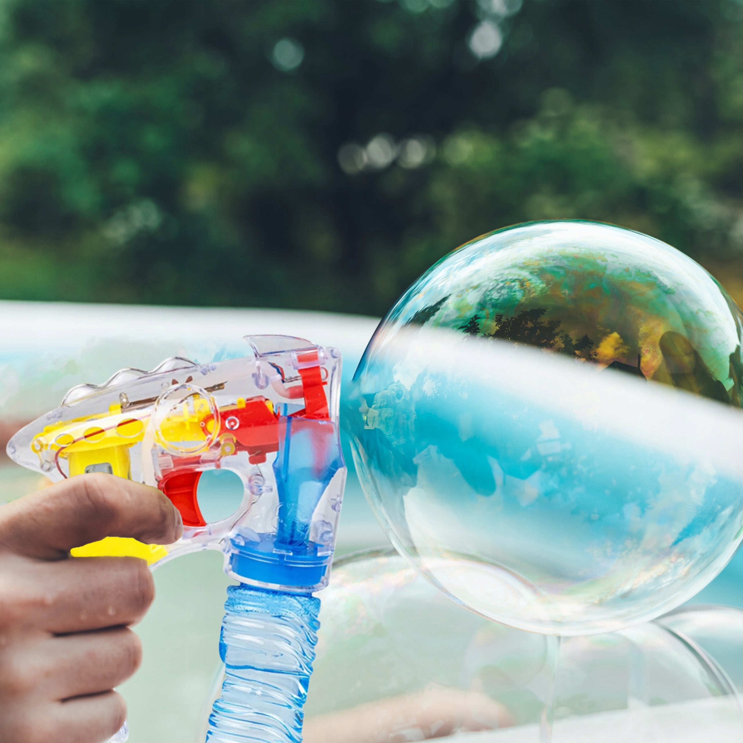 BUBBLE GUN SOAP BUBBLE MACHINE AUTOMATIC ILLUMINATED Kid's age 3+ years