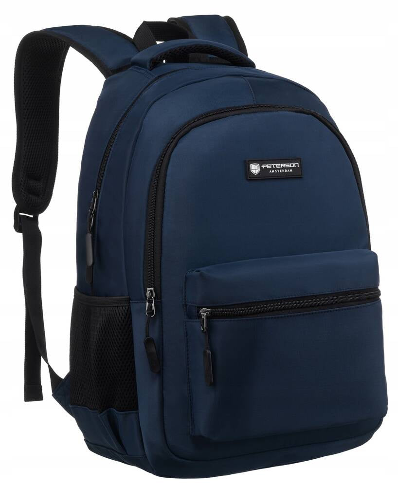 Backpack Peterson roomy space for travel laptop city travel A4