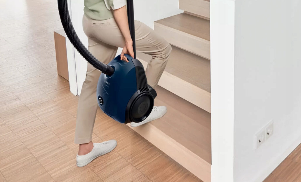 Bagged Vacuum Cleaner Bosch BGLS2BU2 600W Telescopic Tube Compact Lightweight Power rating 600 W