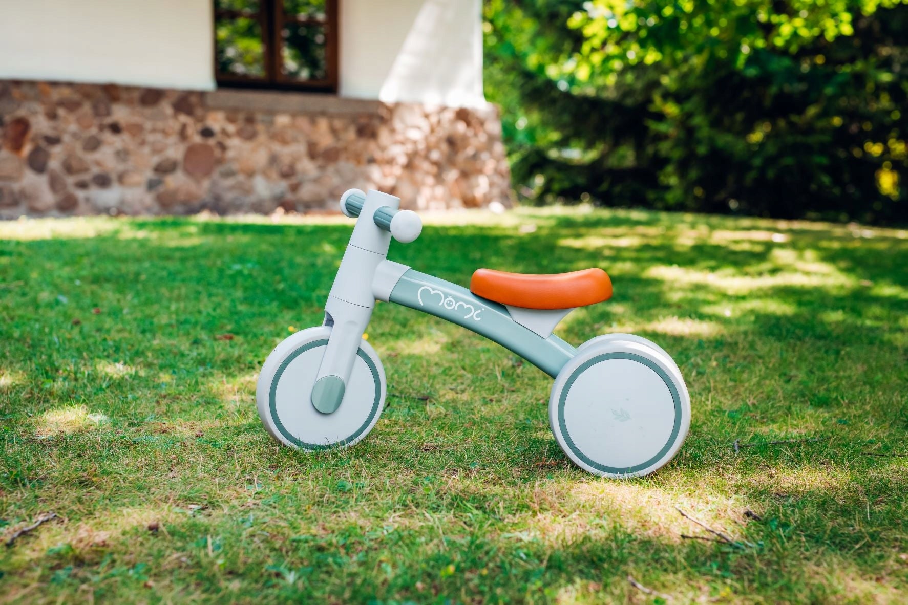 Balance bike MoMi TEDI green - from 1 year lightweight aluminium to 20kg Kid's age 12+ months